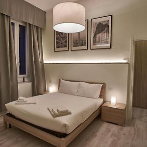Studio con letto king size